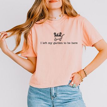 I Left My Garden To Be Here Wheelbarrow - Women's Boxy Crop Top Graphic T-Shirt
