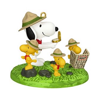Peanuts Gang Orienteering Hallmark Christmas Ornament