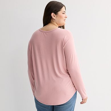 Juniors' Plus Size SO® Long Sleeve Crew Tee
