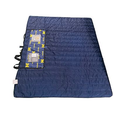Pegasus Michigan Wolverines Outdoor Game Blanket