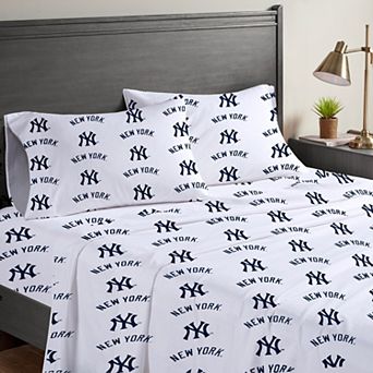 Pegasus New York Yankees Four-Piece Queen Sheet Set