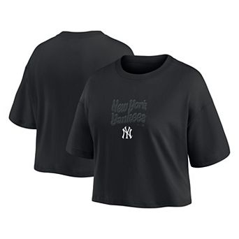 Women's Fanatics New York Yankees Blackout Wave Cropped Top