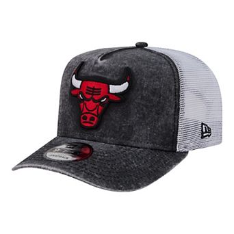 Men's New Era Black/White Chicago Bulls Washed Meshback 9FIFTY Adjustable Hat