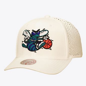 Men's Mitchell & Ness Cream Charlotte Hornets Perfect Lightweight Pro Crown Snapback Hat