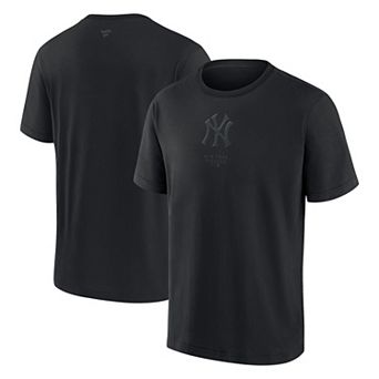 Men's Fanatics New York Yankees Black Out Heavyweight T-Shirt