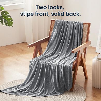 Cooling Blanket for Hot Sleepers, Double-Sided Cold Blanket King Size for Bed, Lightweight Summer
