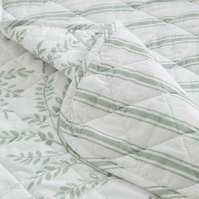 Martha Stewart Murray Leaves Quilt Set