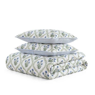 Martha Stewart Chloe Quilt Set