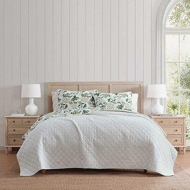 Martha Stewart Hydrangea Floral Quilt Set