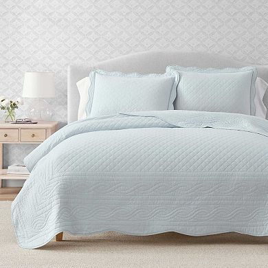 Martha Stewart Vintage Scallop Quilt Set