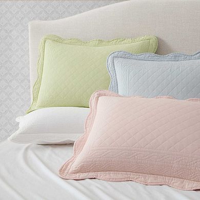 Martha Stewart Vintage Scallop Quilt Set
