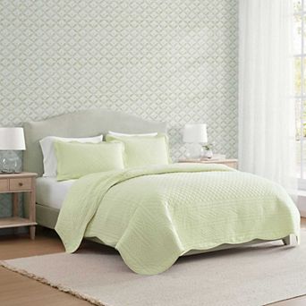 Martha Stewart Vintage Scallop Quilt Set