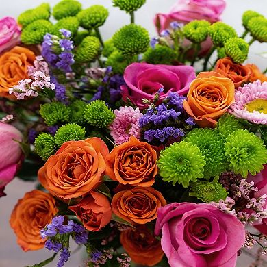 Kaelin Home Strawberry Bouquet with Glass Vase for Celebration