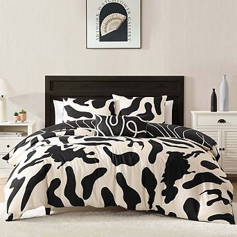 BebeTeen By Bebejan Ebony and Ivory 100 % Cotton Sateen Reversible Comforter Set