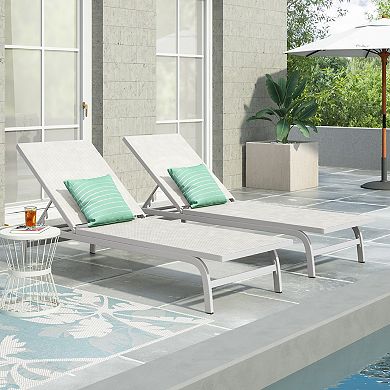 Wicker Chaise Lounge With Reclining Backrest For Outdoor Pool Deck