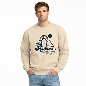 Vintage Arches National Park - Men's Graphic Sweatshirt