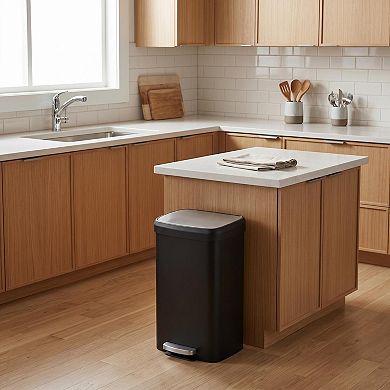 Durable Plastic Trash Can, Large Capacity Household Waste Bin, Lightweight Utility Storage Bucket