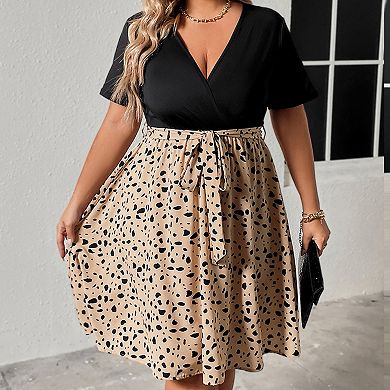 Plus Size V-Neck Short Sleeve Dress, Dalmatian Print Belted A-Line Dress