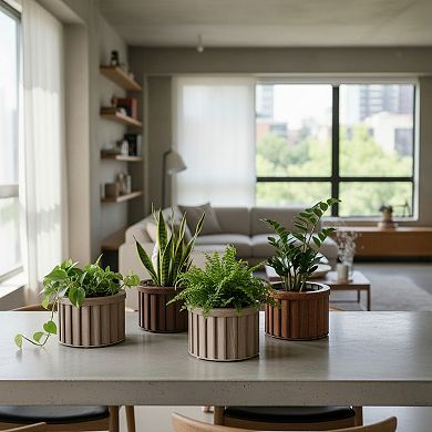 Garden Planter Pot with Internal Drainage System Resin for Backyard and Patio