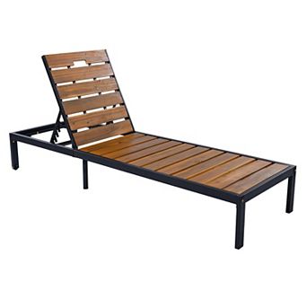 Outdoor Reclining Daybed with Adjustable Settings and Weatherproof Build for Porch