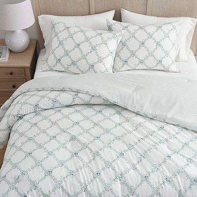Martha Stewart Romantic Trellis Comforter Set with Shams