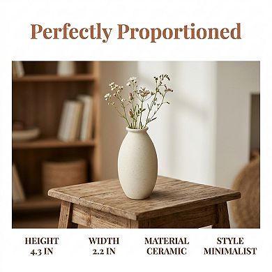 Small Ceramic Bud Vase Modern Matte Mini Flower Vase Minimalist Ribbed Vase 2.2"Lx2.2"Wx4.3"H