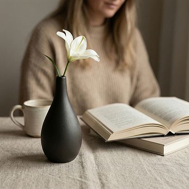Modern Ribbed Ceramic Vase for Home Decor Small Boho Decorative Flower Vase for Shelf 3"Lx3"Wx6.5"H