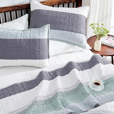 Queen Quilt Bedding Set , 3 Pieces Patchwork Mint Green Striped Ultra Soft Lightweight Bedspreads
