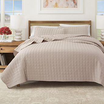 Madelinen® Seersucker Box-Stitched Quilt Set with Shams