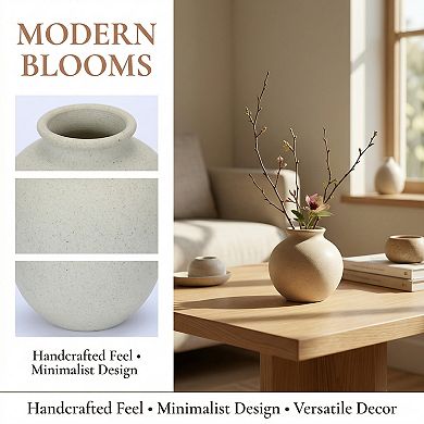 Small Ceramic Bud Vase Modern Matte Mini Flower Vase Minimalist Ribbed Vase 2.6"Lx2.6"Wx2.6"H