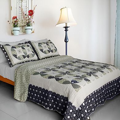 3 Piece Floral Quilt Bedding Cotton with Vermicelli Stitch Texture and Matching Quilted Shams
