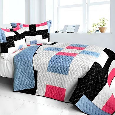 3 Piece Modern Color Block Quilt Bedding Set Lightweight Layering with Coordinated Quilted Shams