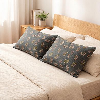 2-Piece Cotton Pillowcases with Vibrant Floral Print Design for Bedroom, Soft and Cozy Bedding Set