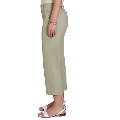 Hearts of Palm Women's Bloom Service Solid Fine Twill Front Pocket Cropped Pant