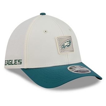 Men's New Era Cream/Midnight Green Philadelphia Eagles 2026 NFL Training Camp 39THIRTY Flex Hat