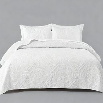 Extra-Large Bed Cover With 2 Pillowcases, Lightweight
