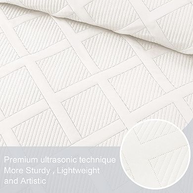 The Bedspread Comes With 2 Pillowcases,Suitable For Use In All Seasons