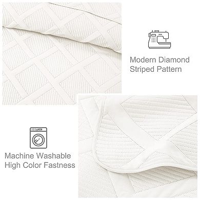 The Bedspread Comes With 2 Pillowcases,Suitable For Use In All Seasons