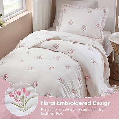 2-Piece Twin/Twin XL Sweet Layered Design Quilt Set with Emb on Face