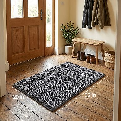 Chenille Bath Mat with Plush Noodle Texture and Non Slip Backing