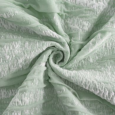 Nanshing Achava 7-Piece Comforter Set