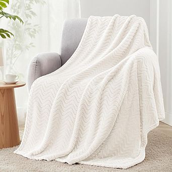 Wave Textured Fleece Throw Blanket Soft Plush Lightweight Cozy Ivory