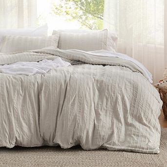 Bedsure Essential Shabby Elegance Striped Tufted GentleSoft™ Duvet Cover Set with Pillowcases