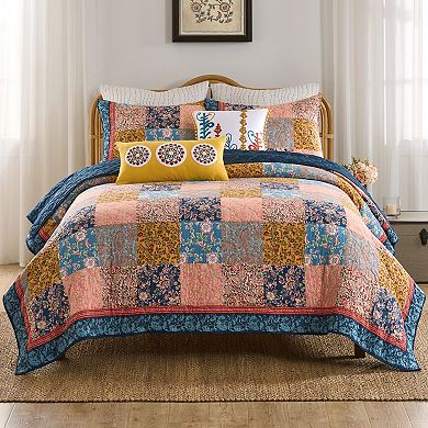 Greenland Home Fashions Tangier Patchwork Quilt Set