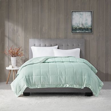 100% Polyester Lightweight Down Alternative Blanket with Satin Trim