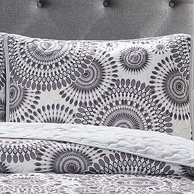 Harper Loft Starburst Quilt Set