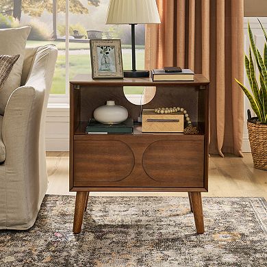 BAOURE P2 MDF Mid Century Modern Walnut Brown Nightstand With Charging Station And Storage Drawer