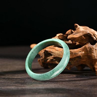 Classic Jade Bangle