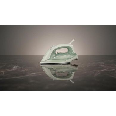 Steam Iron with Ceramic Soleplate