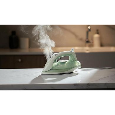 Steam Iron with Ceramic Soleplate